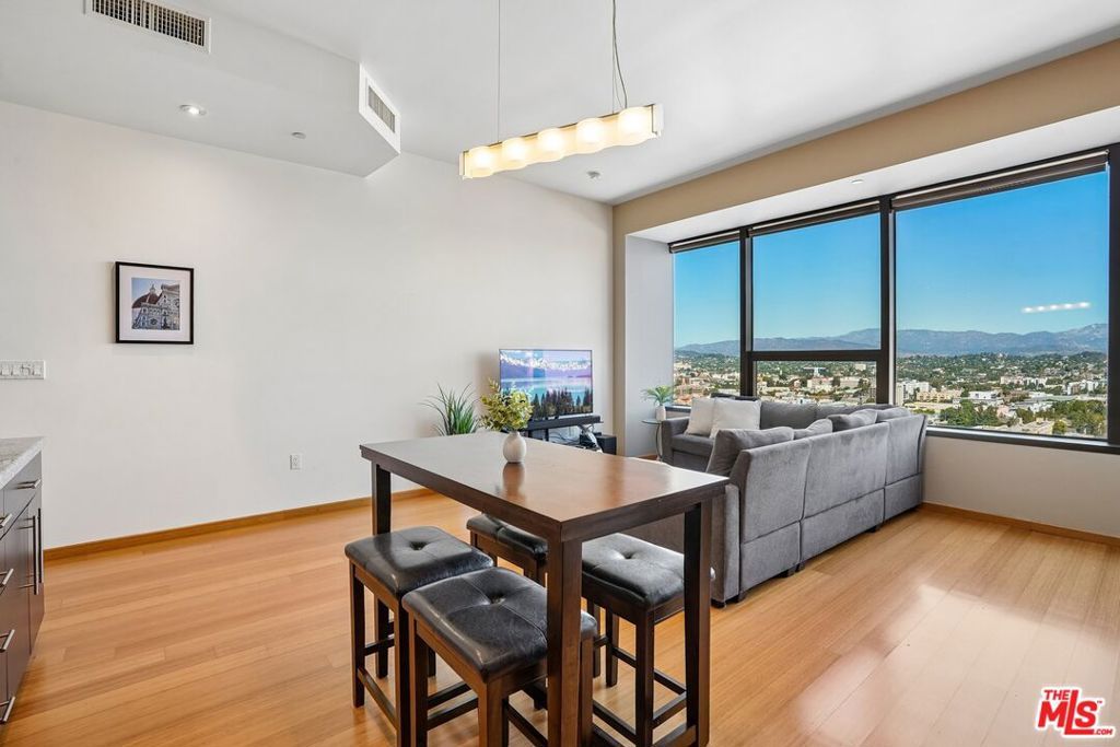 1100 Wilshire Boulevard 2105, Los Angeles, CA 90017 — photo 3