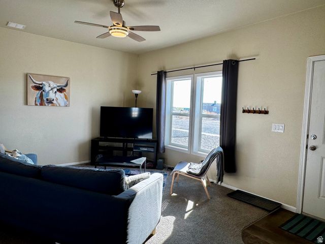 33 S 800 W, Hinckley, UT 84635