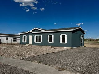 33 S 800 W, Hinckley, UT 84635