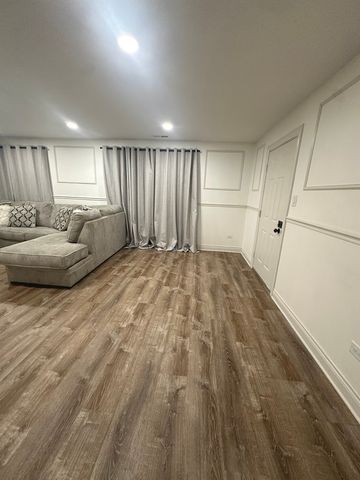 2807 GLENWOOD LANSING Road 212, Lynwood, IL 60411