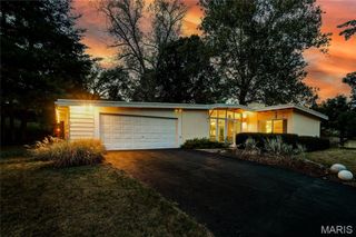 709 Cheviot Court, St Louis, MO 63122