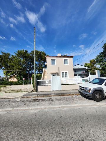 243 SW 10th Ave, Miami, FL 33130