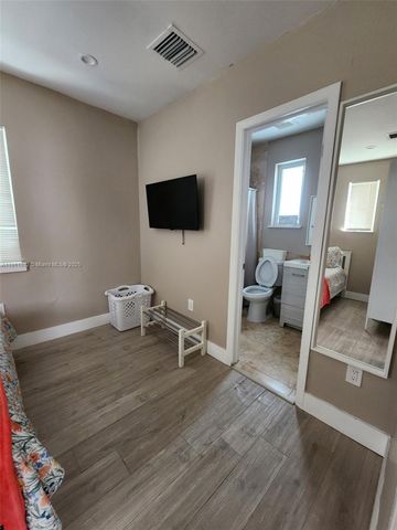 243 SW 10th Ave, Miami, FL 33130