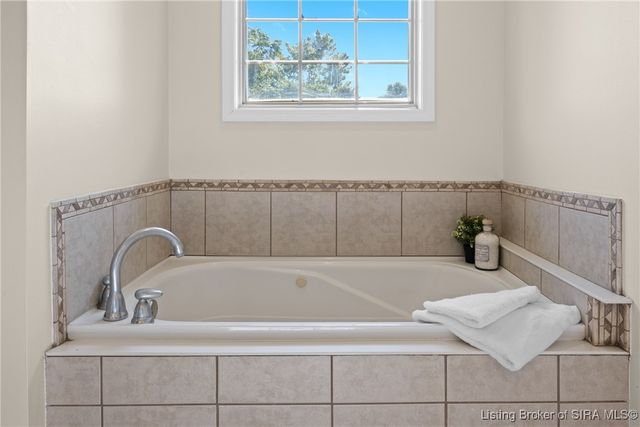 1004 Carter Drive, Georgetown, IN 47122
