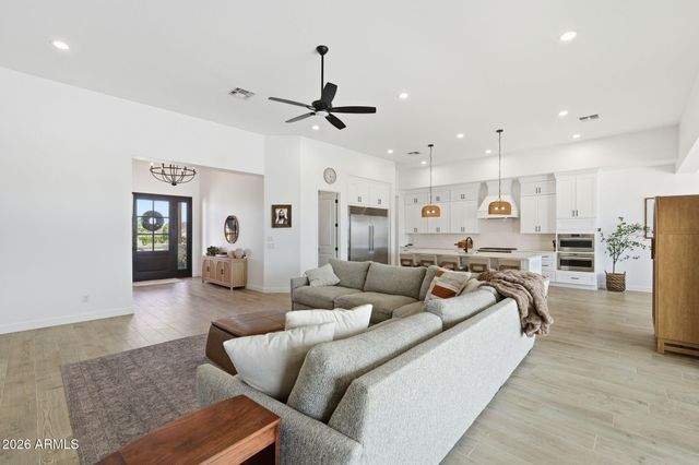 922 W JOYOUS Lane, San Tan Valley, AZ 85143