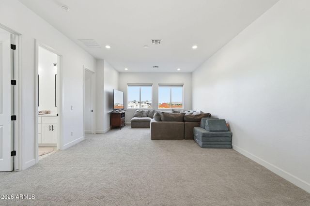 922 W JOYOUS Lane, San Tan Valley, AZ 85143