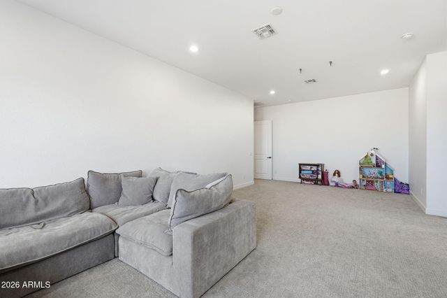 922 W JOYOUS Lane, San Tan Valley, AZ 85143