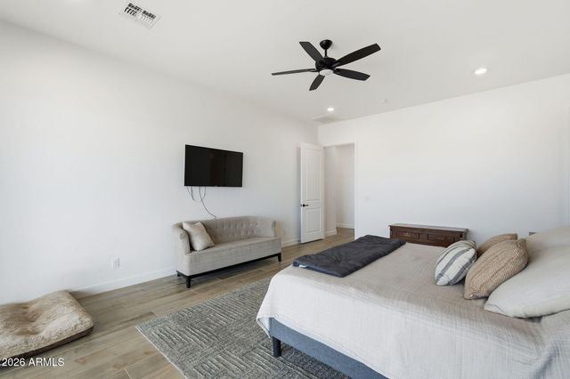922 W JOYOUS Lane, San Tan Valley, AZ 85143
