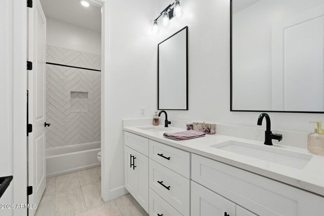 922 W JOYOUS Lane, San Tan Valley, AZ 85143