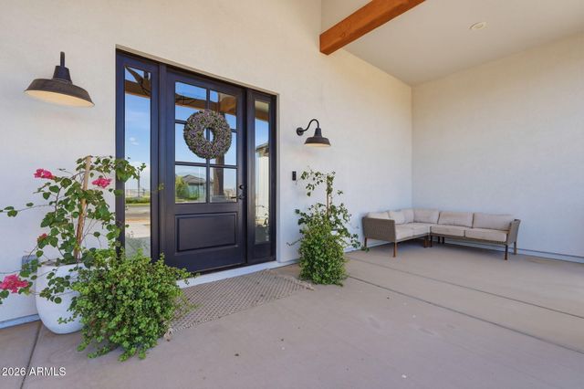 922 W JOYOUS Lane, San Tan Valley, AZ 85143