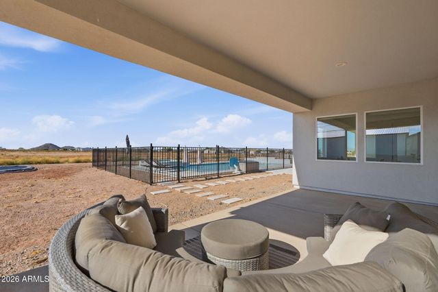922 W JOYOUS Lane, San Tan Valley, AZ 85143