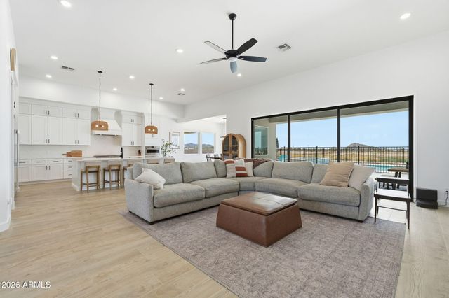 922 W JOYOUS Lane, San Tan Valley, AZ 85143