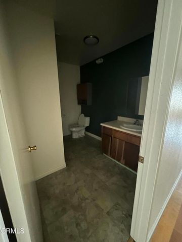 2422 Juliet Street, Los Angeles, CA 90007