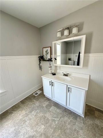 44 W Hallam Ave, City Of Washington, PA 15301