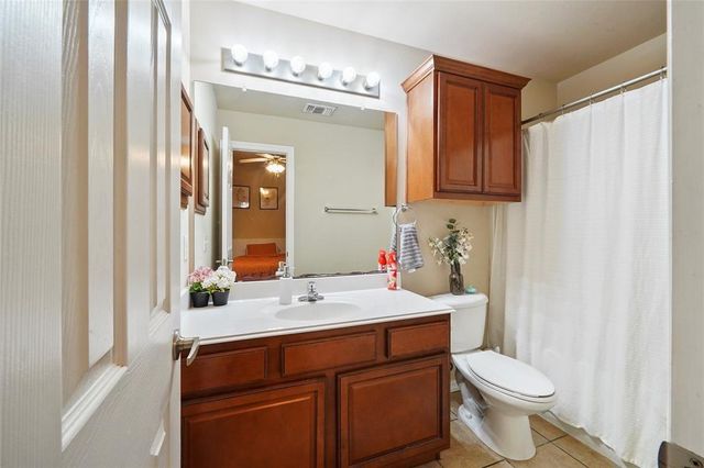 1198 Jones Bulter Road 203, College Station, TX 77840