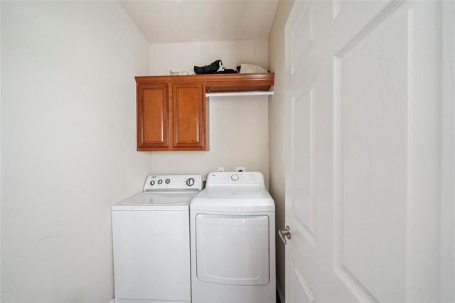 1198 Jones Bulter Road 203, College Station, TX 77840