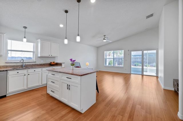 1361 HOLLY GLEN RUN, Apopka, FL 32703
