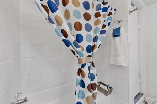 4115 5th Street NW, Albuquerque, NM 87107