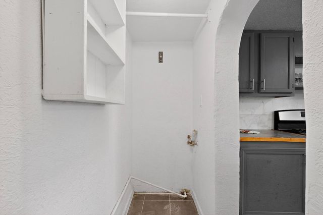 4115 5th Street NW, Albuquerque, NM 87107