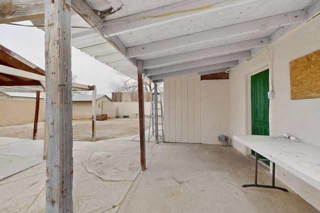 4115 5th Street NW, Albuquerque, NM 87107