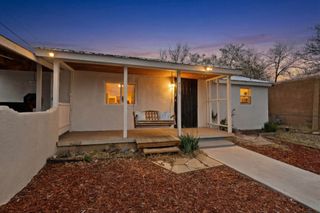 4115 5th Street NW, Albuquerque, NM 87107