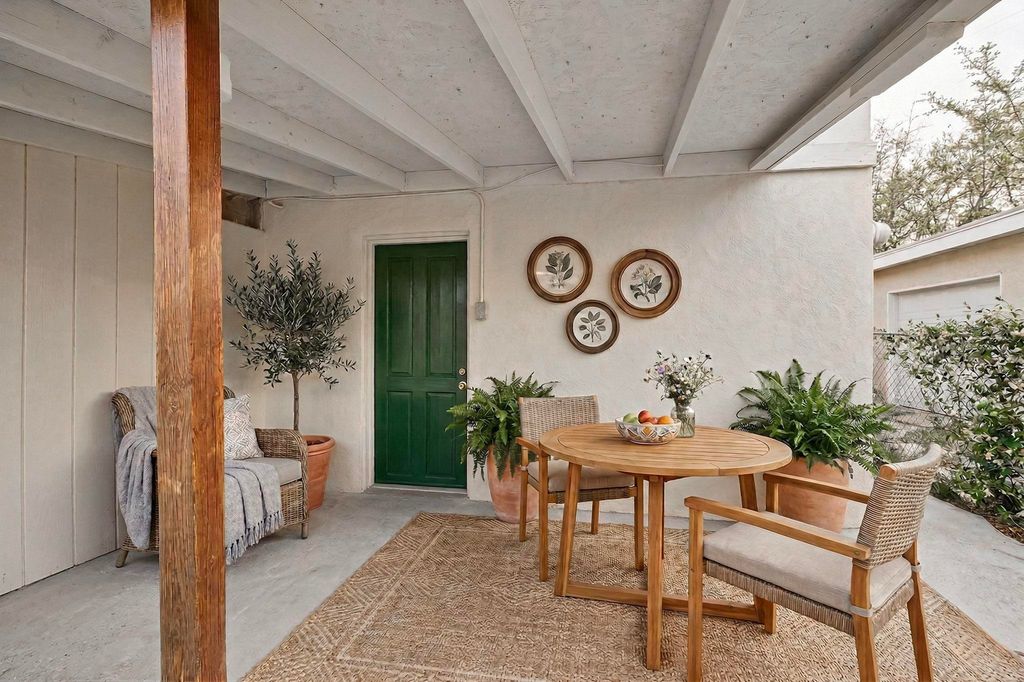 Image 31 of property listing at 4115 5th Street NW, Albuquerque, NM 87107