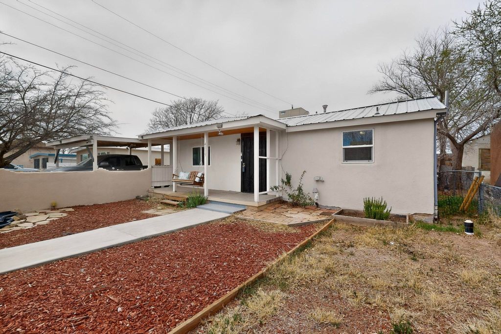 Image 40 of property listing at 4115 5th Street NW, Albuquerque, NM 87107