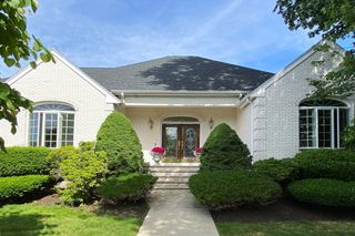 5 Concord Rd, Stoneham, MA 02180