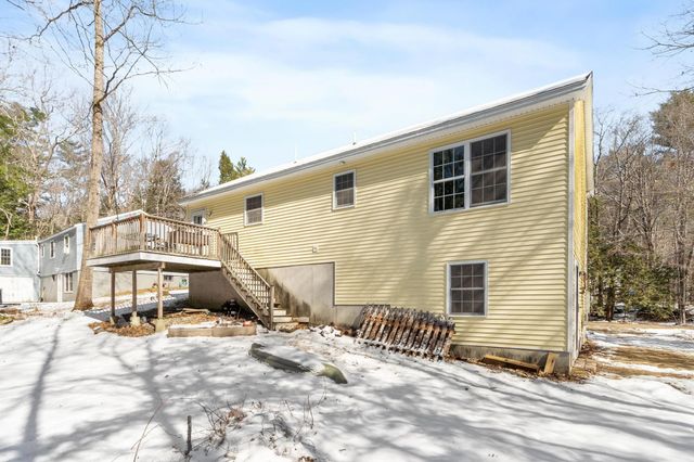 71 Windsor Way, Barnstead, NH 03225