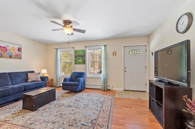 71 Windsor Way, Barnstead, NH 03225