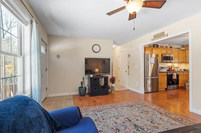 71 Windsor Way, Barnstead, NH 03225