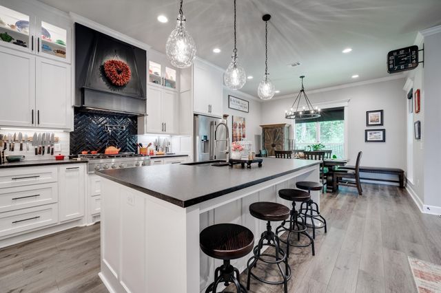1895 Indigo Cove, Conway, AR 72034