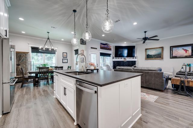 1895 Indigo Cove, Conway, AR 72034