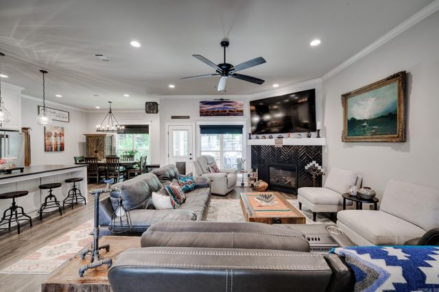 1895 Indigo Cove, Conway, AR 72034