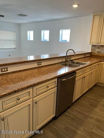 41 N Orlando Avenue 201, Cocoa Beach, FL 32931