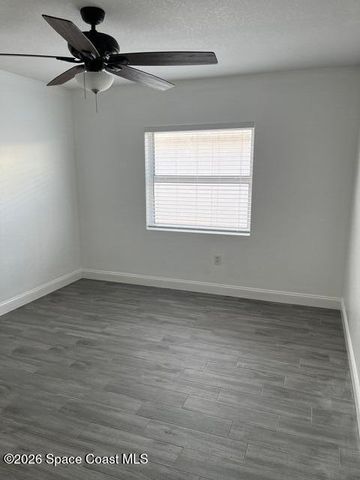 41 N Orlando Avenue 201, Cocoa Beach, FL 32931