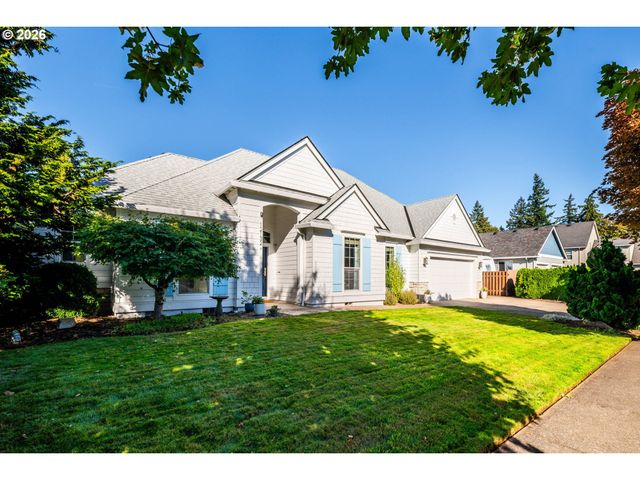 12132 HAZEL PARK Dr, Oregon City, OR 97045