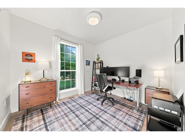 12132 HAZEL PARK Dr, Oregon City, OR 97045