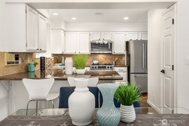 9215 Odin Way, Bothell, WA 98011