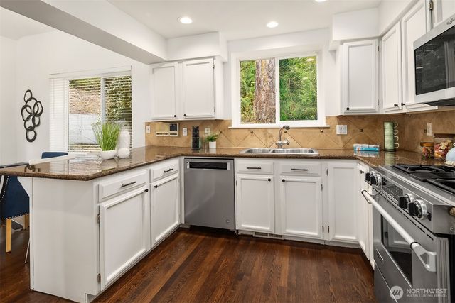 9215 Odin Way, Bothell, WA 98011