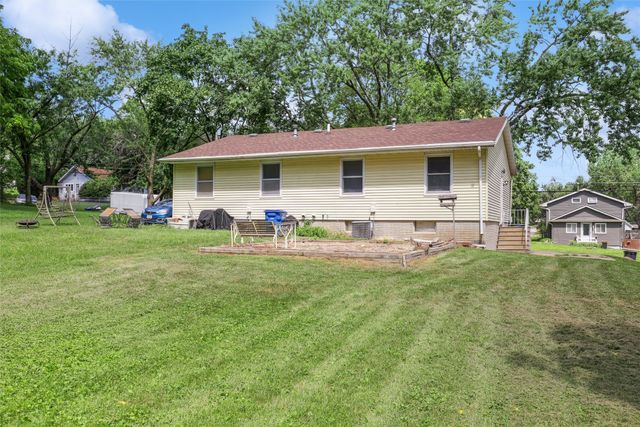 930 Emma Avenue, Des Moines, IA 50315