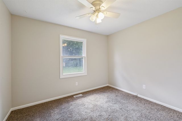 930 Emma Avenue, Des Moines, IA 50315