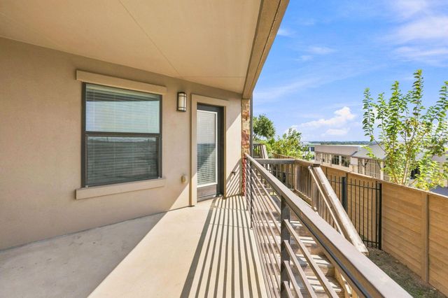 6533 E Hill DR 5, Austin, TX 78731