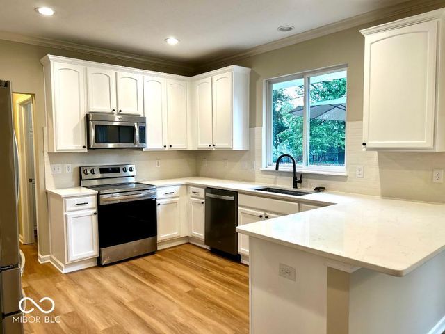 11842 Wedgeport Lane, Fishers, IN 46037