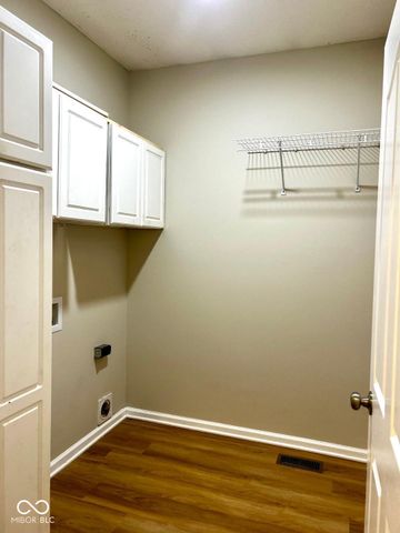 11842 Wedgeport Lane, Fishers, IN 46037