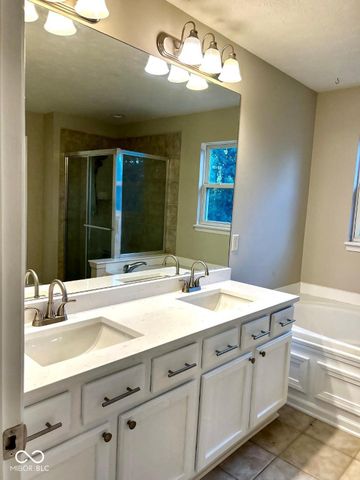 11842 Wedgeport Lane, Fishers, IN 46037