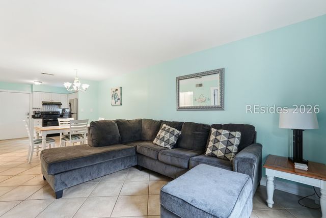 45 Folly Field Rd Apt 21E, Hilton Head Island, SC 29928