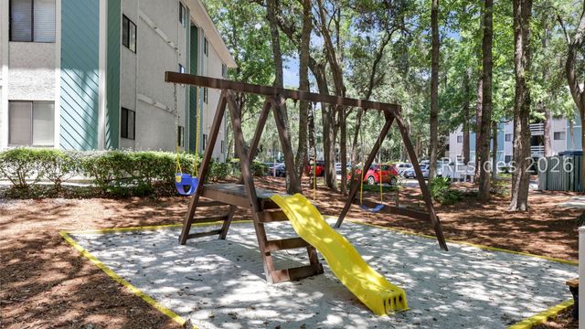 45 Folly Field Rd Apt 21E, Hilton Head Island, SC 29928