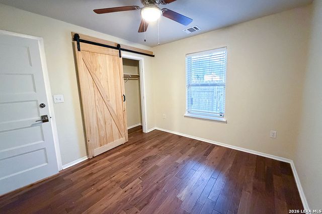 220 Hansford St, San Antonio, TX 78210