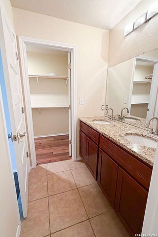 220 Hansford St, San Antonio, TX 78210